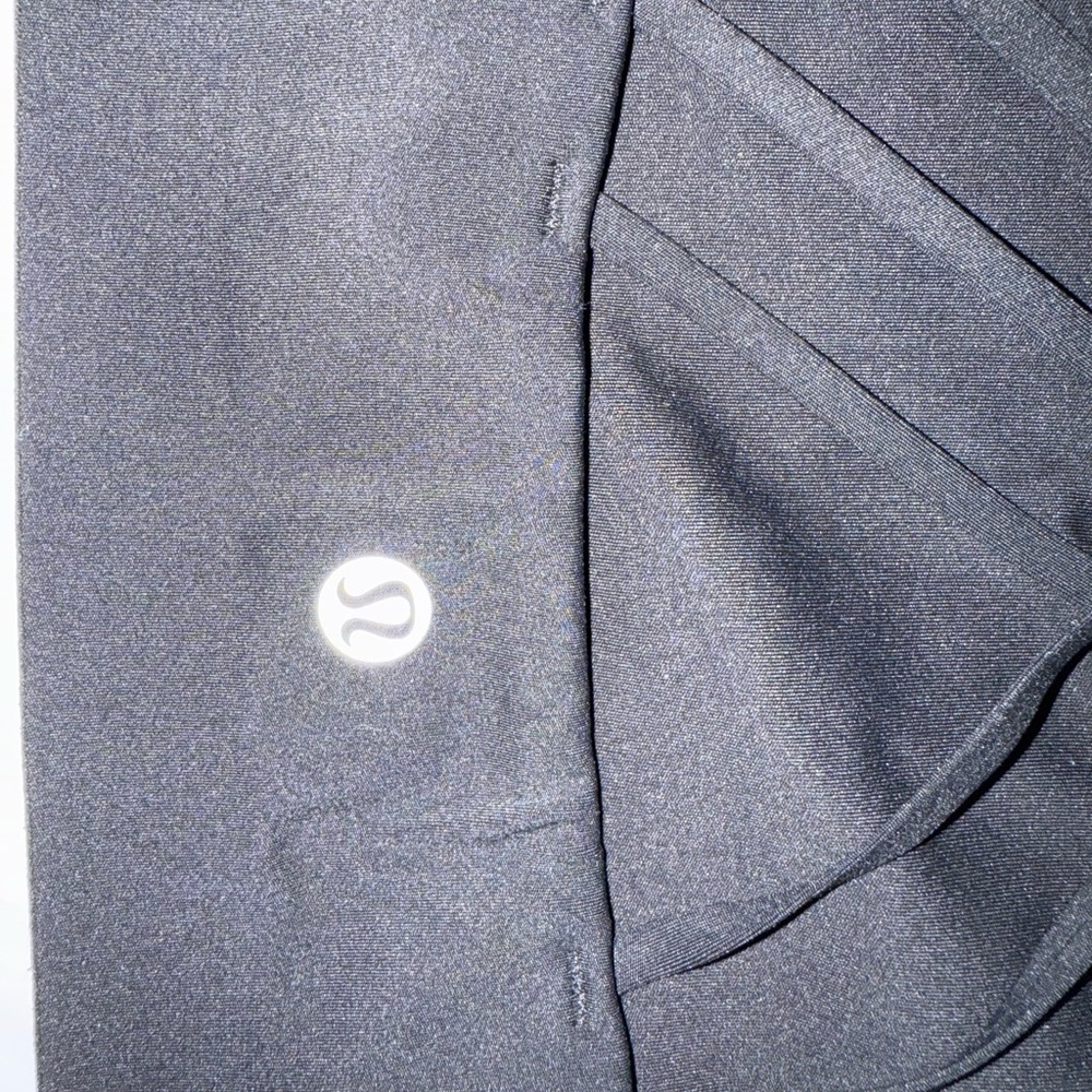 lululemon athletica Strappy Sports Bra - Black medium - Picture 6 of 7